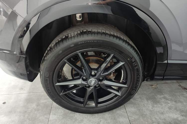 Used Audi Q2L 2020 35 TFSI Ambition Dynamic Edition Exterior 5