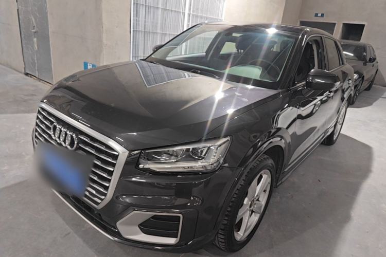 Used Audi Q2L 2020 35 TFSI Fashionable and Elegant Model Guazi used car, China used car export, Used car for sale, Used cars, Cheapest cars for sale