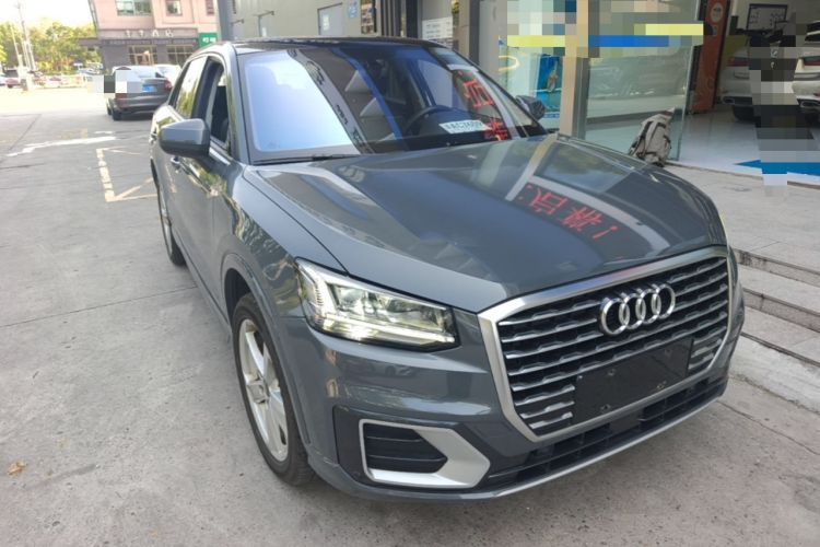 Used Audi Q2L 2020 35 TFSI Fashionable and Elegant Model Front Right 45 Deg