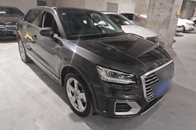 Used Audi Q2L 2020 35 TFSI Fashionable and Elegant Model Front Right 45 Deg