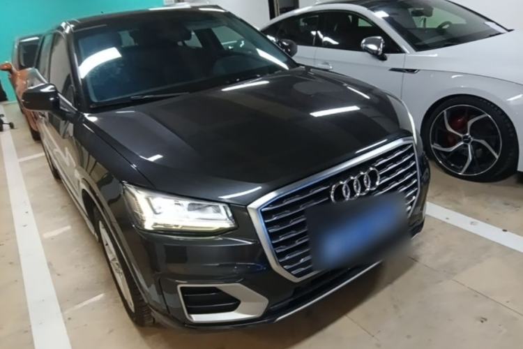 Used Audi Q2L 2020 35 TFSI Fashionable and Elegant Model Front Right 45 Deg