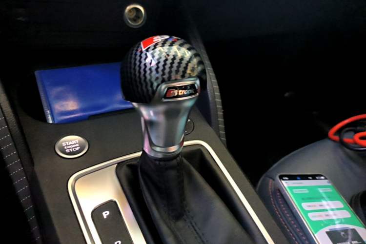 Used Audi Q2L 2020 35 TFSI Fashionable and Elegant Model Gear Lever