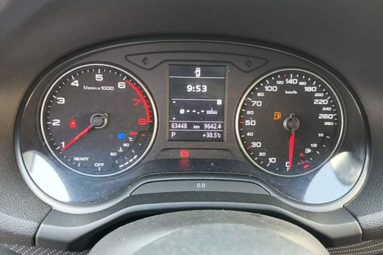 Used Audi Q2L 2020 35 TFSI Fashionable and Elegant Model Instrument Cluster