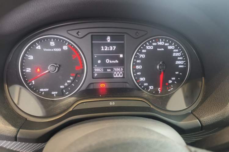 Used Audi Q2L 2020 35 TFSI Fashionable and Elegant Model Instrument Cluster