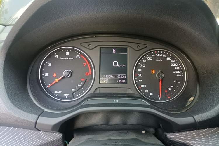 Used Audi Q2L 2020 35 TFSI Fashionable and Elegant Model Instrument Cluster