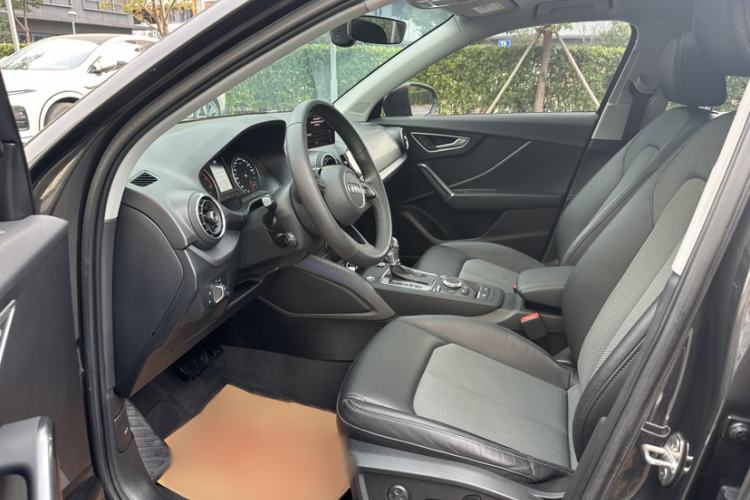 Used Audi Q2L 2020 35 TFSI Fashionable and Elegant Model Interior 1
