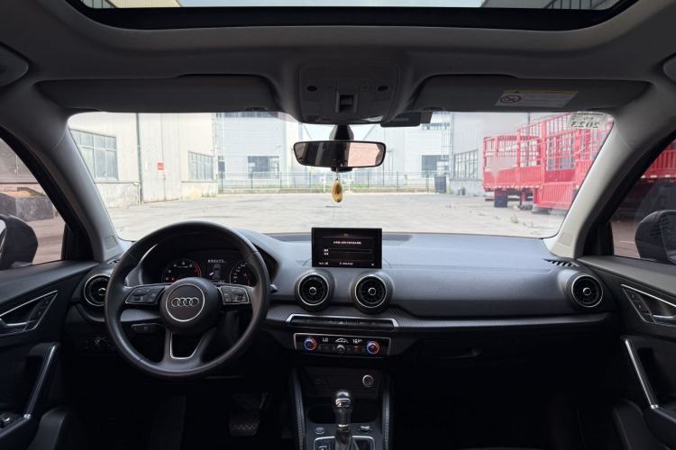 Used Audi Q2L 2020 35 TFSI Fashionable and Elegant Model Interior 3