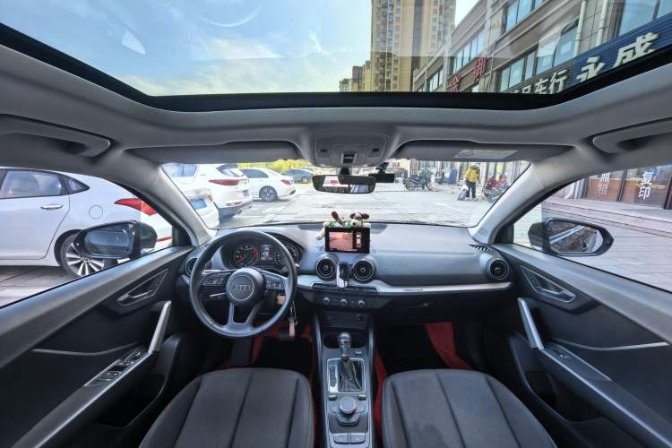 Used Audi Q2L 2020 35 TFSI Ambition Dynamic Edition Interior 3