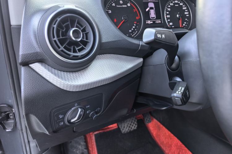 Used Audi Q2L 2020 35 TFSI Ambition Dynamic Edition Interior 9