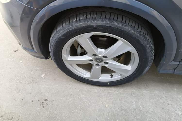 Used Audi Q2L 2020 35 TFSI Fashionable and Elegant Model Left Front Wheel Hub