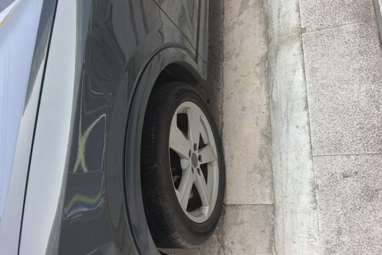 Used Audi Q2L 2020 35 TFSI Fashionable and Elegant Model Left Front Wheel Hub