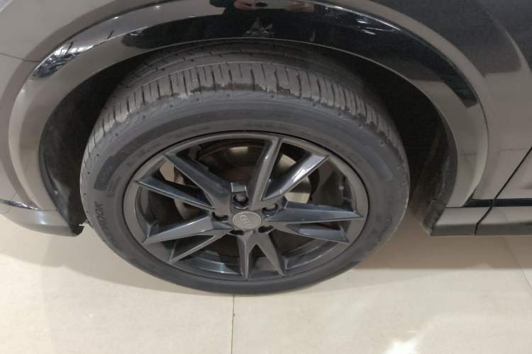 Used Audi Q2L 2020 35 TFSI Ambition Dynamic Edition Left Front Wheel Hub