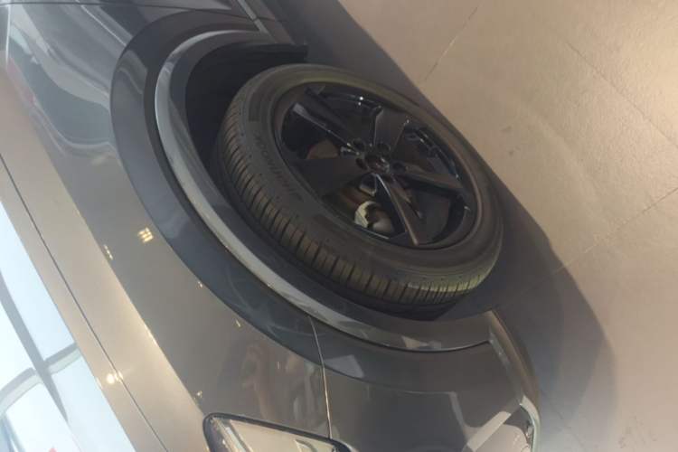 Used Audi Q2L 2020 35 TFSI Fashionable and Elegant Model Left Front Wheel Hub