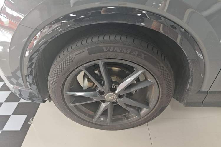 Used Audi Q2L 2020 35 TFSI Ambition Dynamic Edition Left Front Wheel Hub