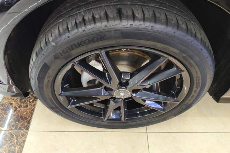 Used Audi Q2L 2020 35 TFSI Ambition Dynamic Edition Left Front Wheel Hub