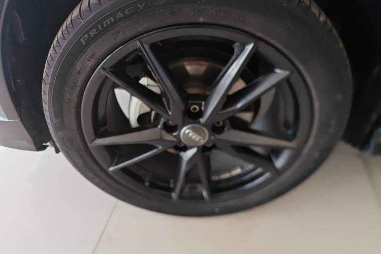 Used Audi Q2L 2020 35 TFSI Ambition Dynamic Edition Left Front Wheel Hub