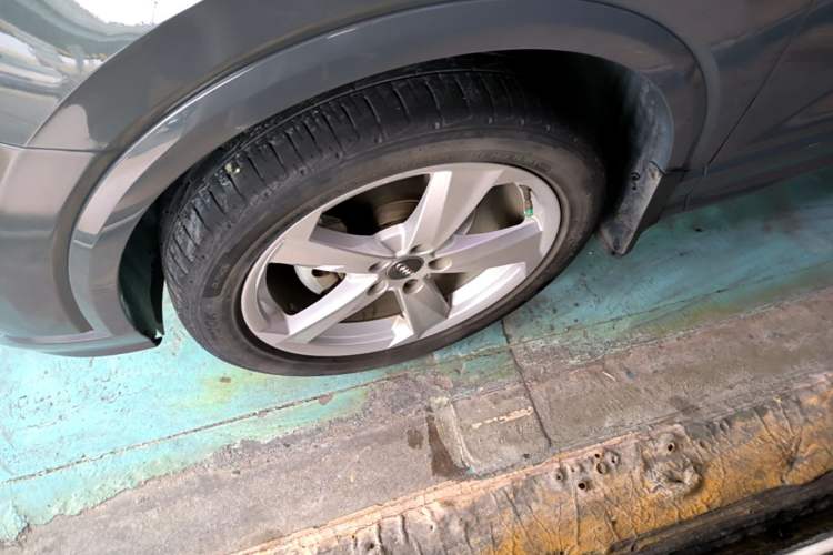 Used Audi Q2L 2020 35 TFSI Fashionable and Elegant Model Left Front Wheel Hub