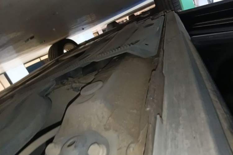 Used Audi Q2L 2020 35 TFSI Fashionable and Elegant Model Left Side Sill