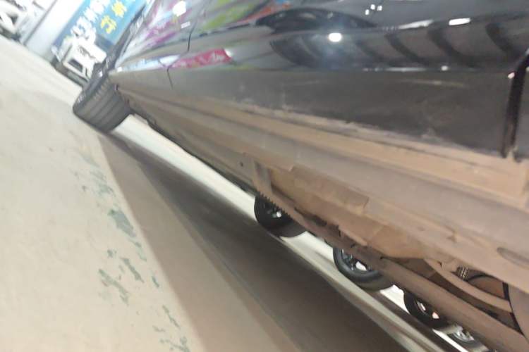 Used Audi Q2L 2020 35 TFSI Ambition Dynamic Edition Left Side Sill