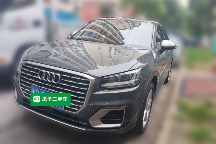 Used Audi Q2L 2020 35 TFSI Fashionable and Elegant Model Guazi used car, China used car export, Used car for sale, Used Audi cars, Cheapest cars for sale