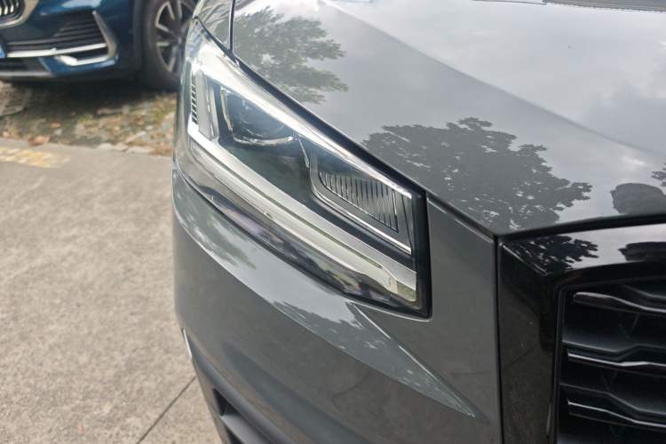 Used Audi Q2L 2020 35 TFSI Fashion Dynamic Model Right Front Headlight