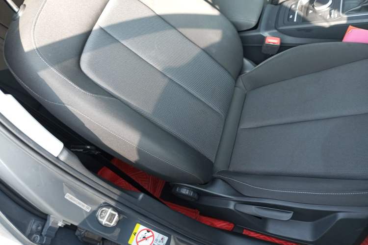 Used Audi Q2L 2020 35 TFSI Ambition Dynamic Edition Right Front Seat