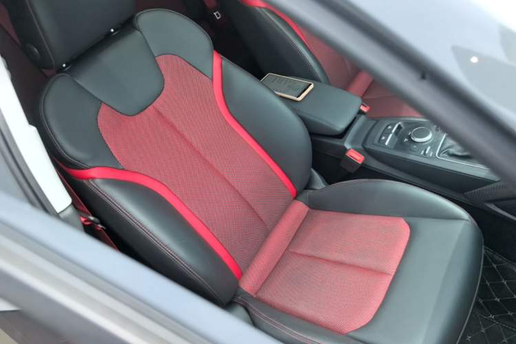 Used Audi Q2L 2020 35 TFSI Fashion Dynamic Model Right Front Seat