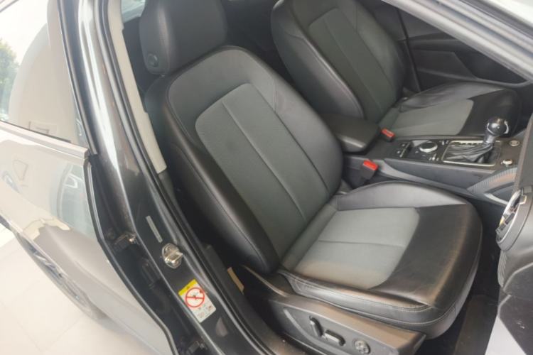 Used Audi Q2L 2020 35 TFSI Fashionable and Elegant Model Right Front Seat