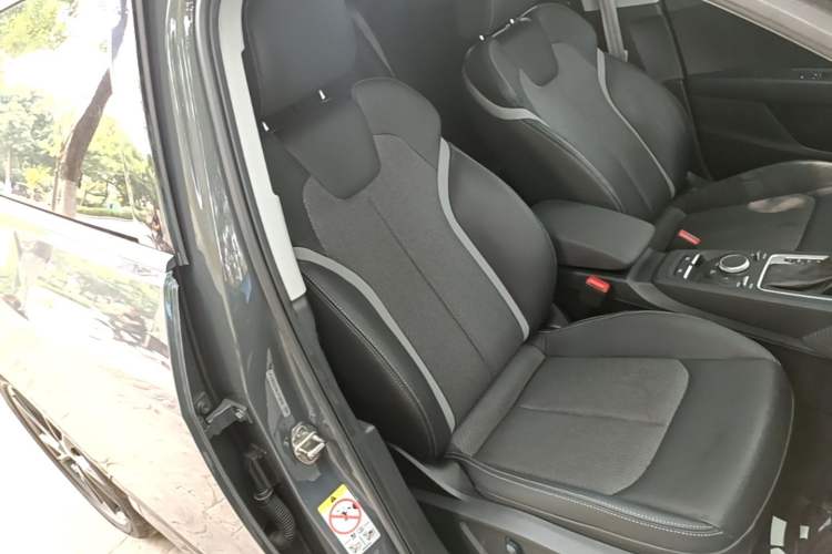 Used Audi Q2L 2020 35 TFSI Fashion Dynamic Model Right Front Seat