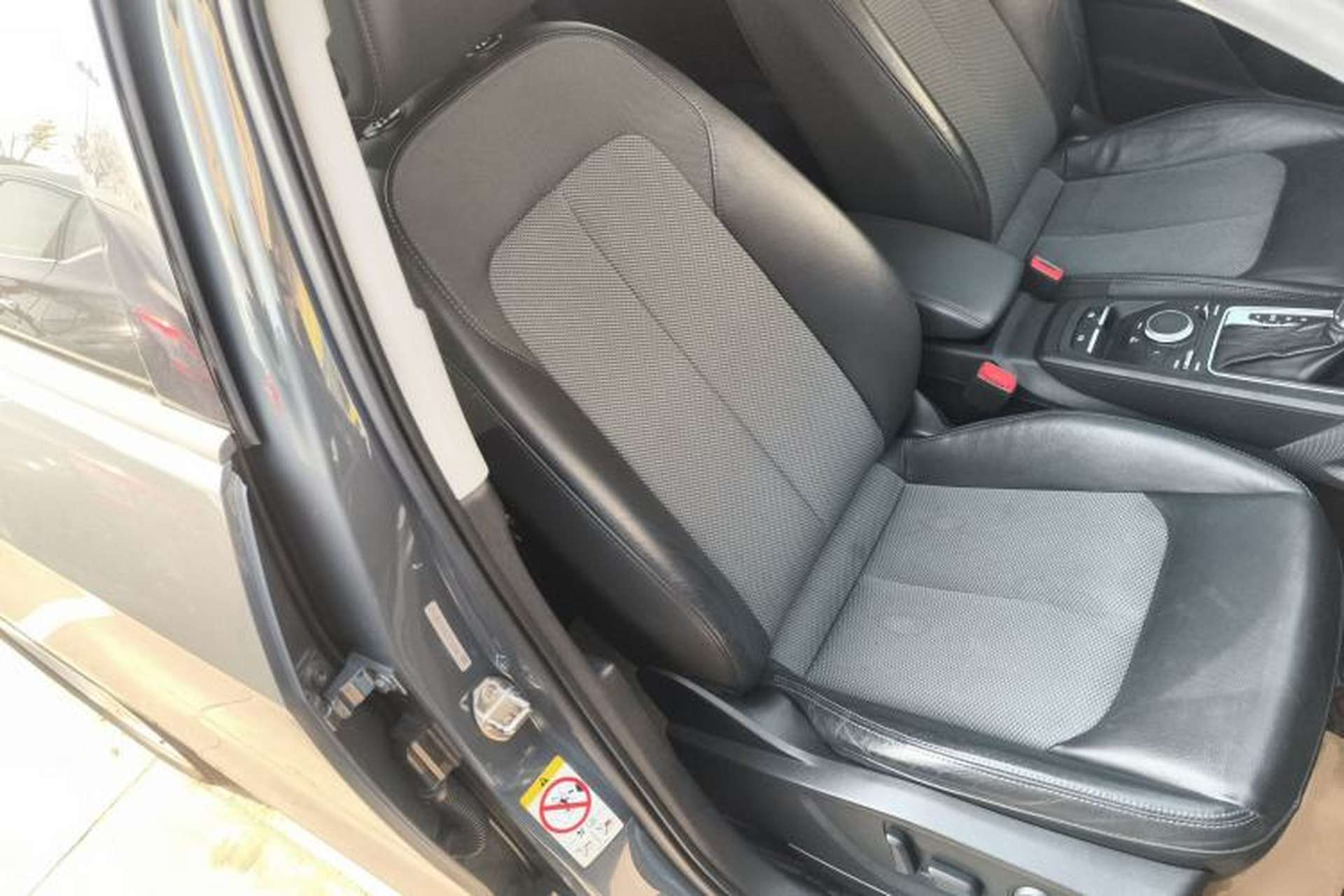 Used Audi Q2L 2020 35 TFSI Fashionable and Elegant Model Right Front Seat