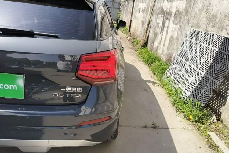 Used Audi Q2L 2020 35 TFSI Fashionable and Elegant Model Right Rear Taillight