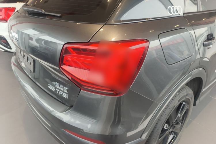 Used Audi Q2L 2020 35 TFSI Fashionable and Elegant Model Right Rear Taillight