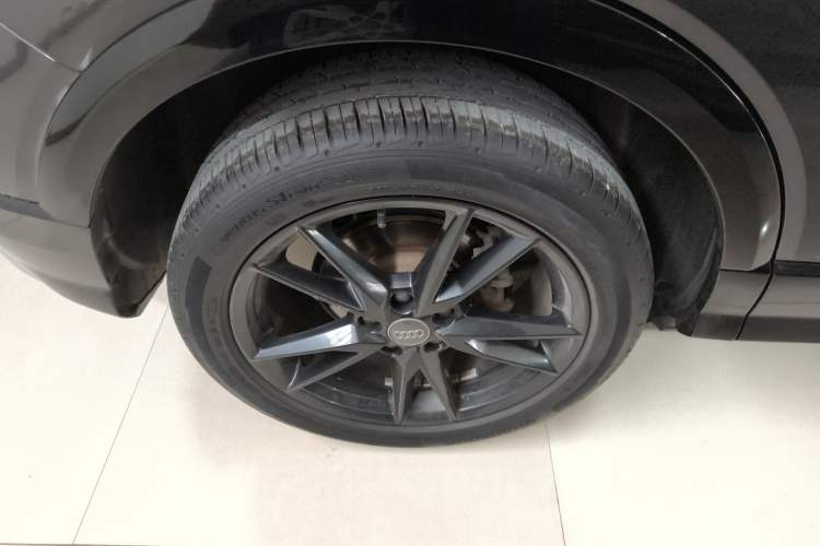 Used Audi Q2L 2020 35 TFSI Ambition Dynamic Edition Right Rear Wheel Hub