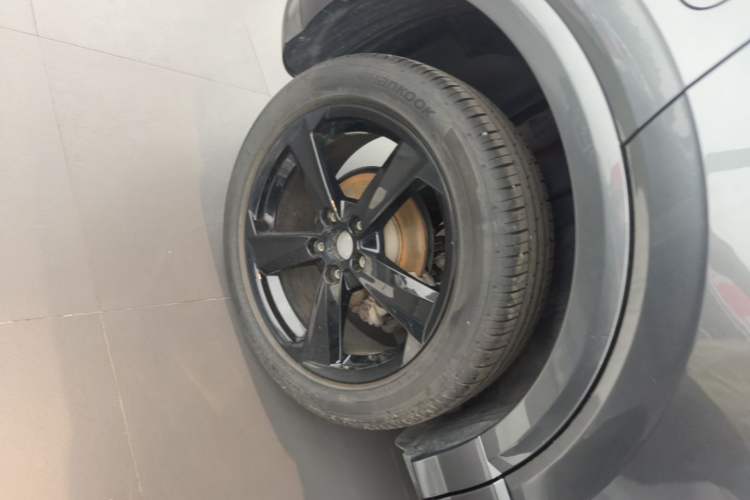 Used Audi Q2L 2020 35 TFSI Fashionable and Elegant Model Right Rear Wheel Hub