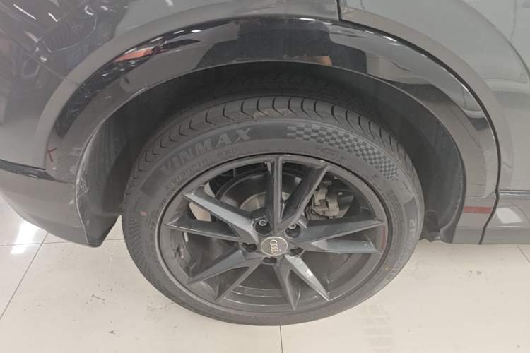 Used Audi Q2L 2020 35 TFSI Ambition Dynamic Edition Right Rear Wheel Hub