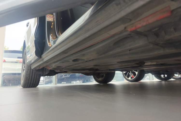 Used Audi Q2L 2020 35 TFSI Fashionable and Elegant Model Right Side Sill