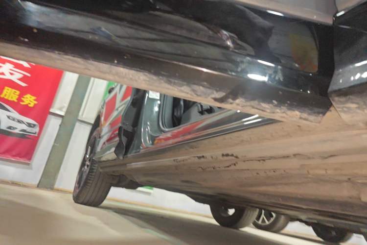 Used Audi Q2L 2020 35 TFSI Ambition Dynamic Edition Right Side Sill