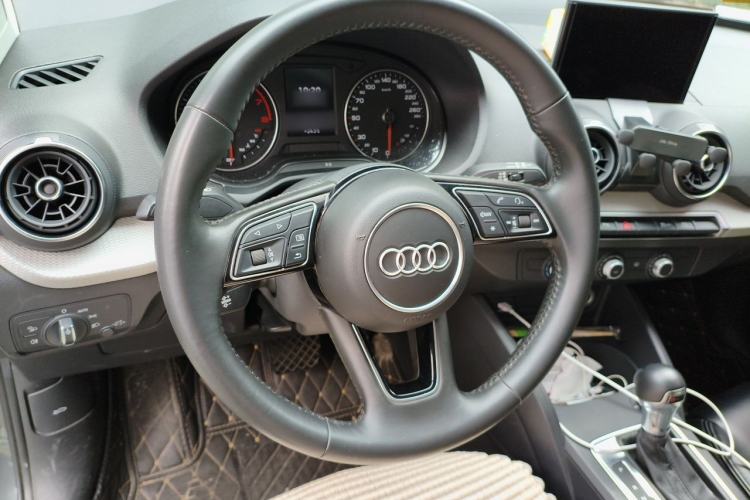 Used Audi Q2L 2020 35 TFSI Ambition Dynamic Edition Steering Wheel