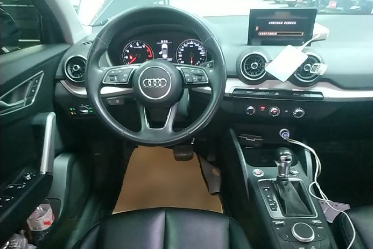 Used Audi Q2L 2020 35 TFSI Ambition Dynamic Edition Steering Wheel