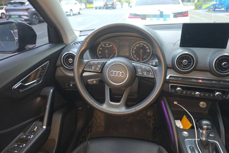 Used Audi Q2L 2020 35 TFSI Fashion Dynamic Model Steering Wheel