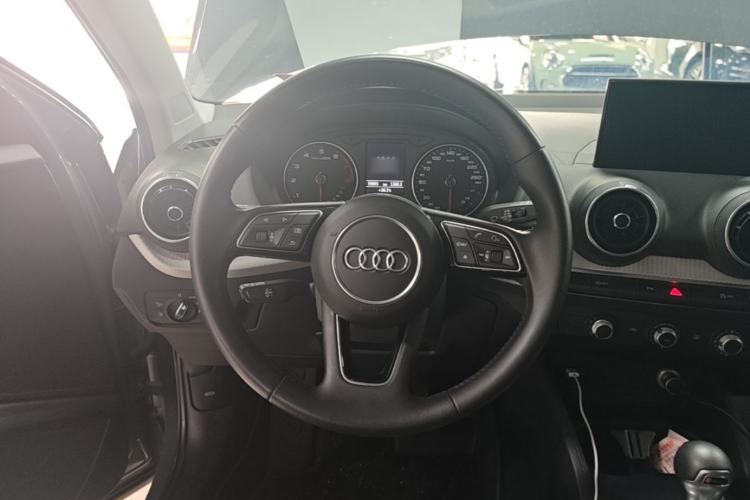 Used Audi Q2L 2020 35 TFSI Ambition Dynamic Edition Steering Wheel