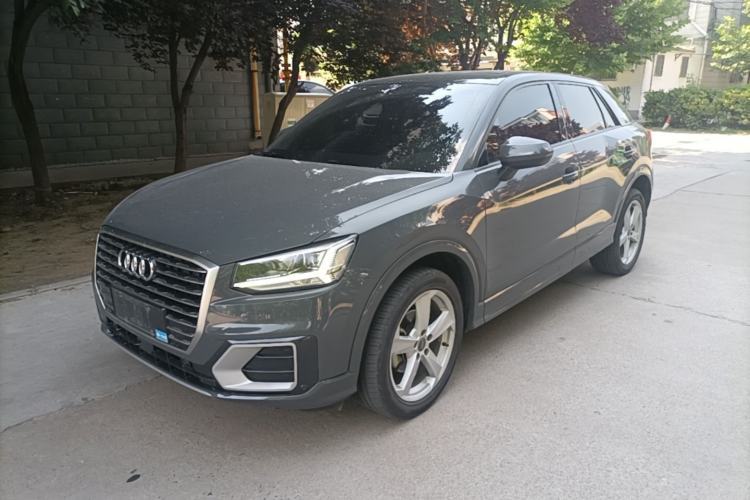 Used Audi Q2L 2020 35 TFSI Fashionable and Elegant Model Guazi used car, China used car export, Used car for sale, Used cars, Cheapest cars for sale