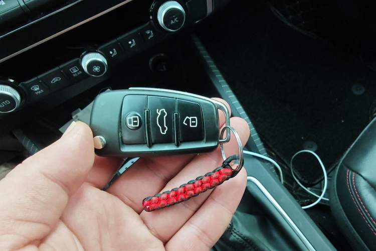 Used Audi Q2L 2020 35 TFSI Fashion Dynamic Model Vehicle Key
