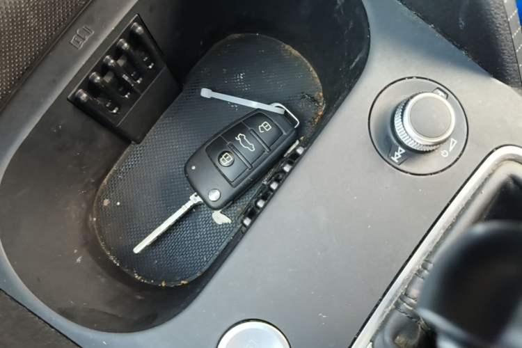 Used Audi Q2L 2020 35 TFSI Fashionable and Elegant Model Vehicle Key