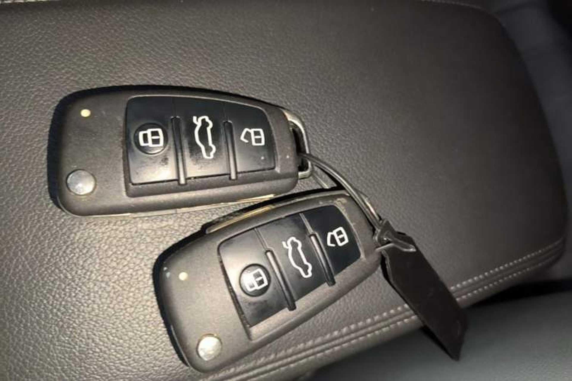 Used Audi Q2L 2020 35 TFSI Fashionable and Elegant Model Vehicle Key
