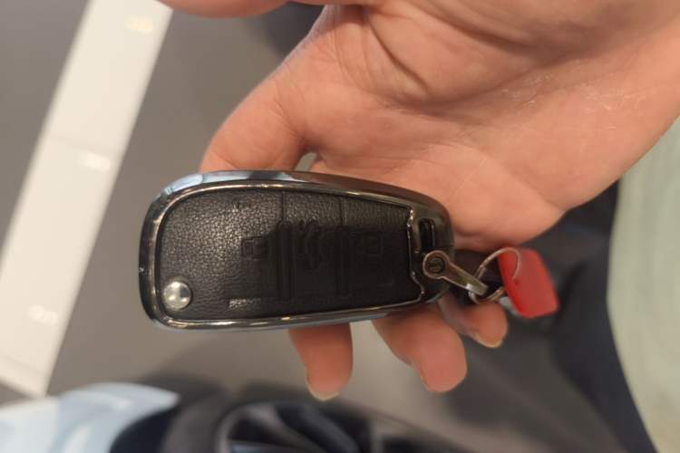 Used Audi Q2L 2020 35 TFSI Fashionable and Elegant Model Vehicle Key