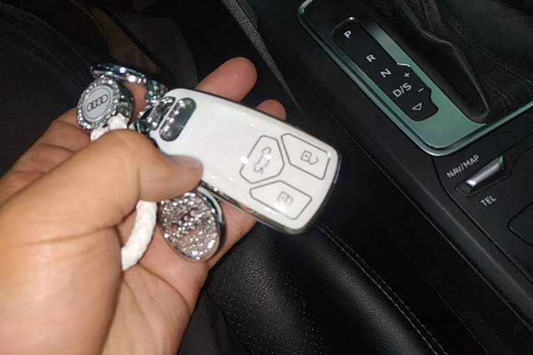 Used Audi Q2L 2020 35 TFSI Ambition Dynamic Edition Vehicle Key