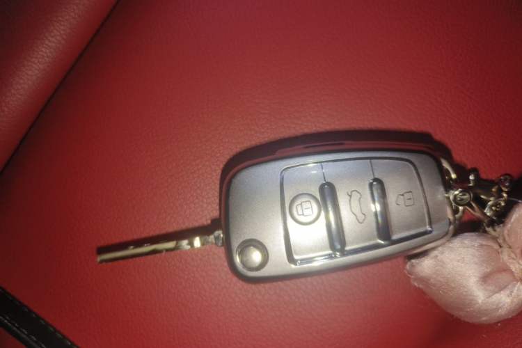 Used Audi Q2L 2020 35 TFSI Ambition Dynamic Edition Vehicle Key