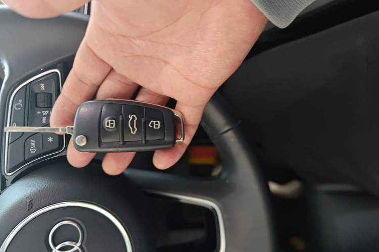 Used Audi Q2L 2020 35 TFSI Ambition Dynamic Edition Vehicle Key