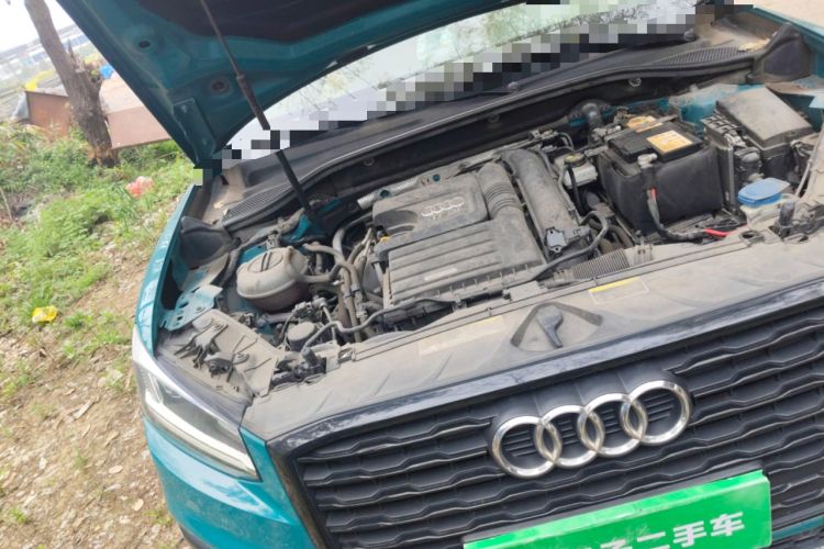 Used Audi Q2L 2020 35 TFSI Fashion Dynamic Model Engine Bay Right